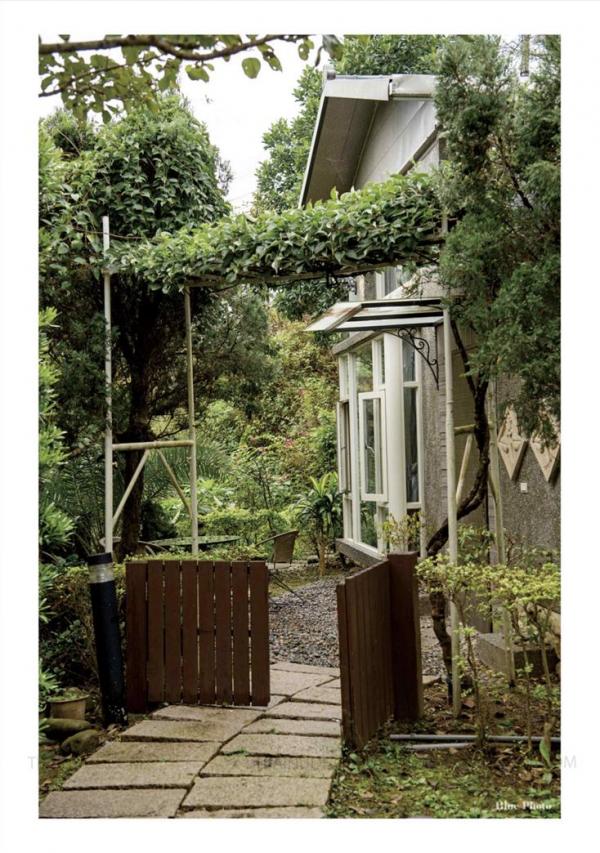 Blue-Photo-57---E-Book--Video-Cum-